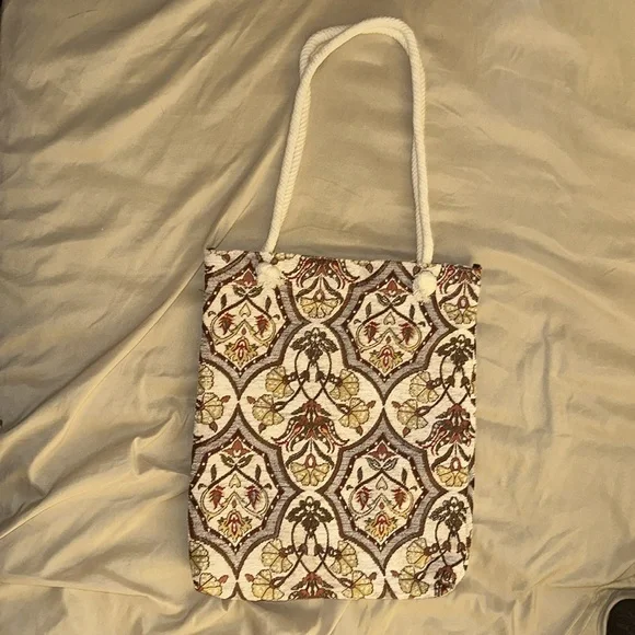 NWOT: Handmade Bag, Tote: Rope Handles - Picture 2 of 3